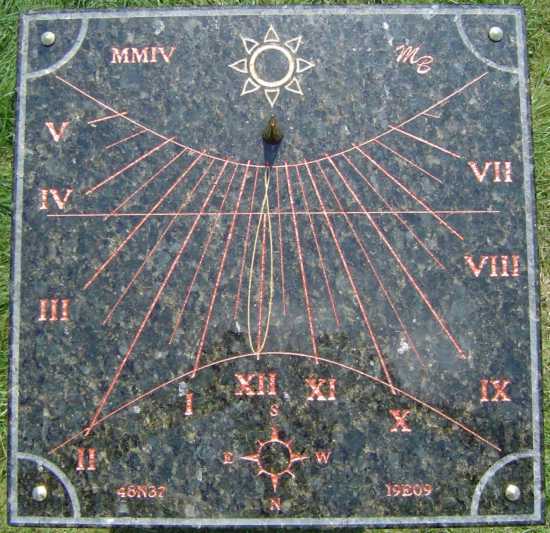Horizontal Sundial - Granite